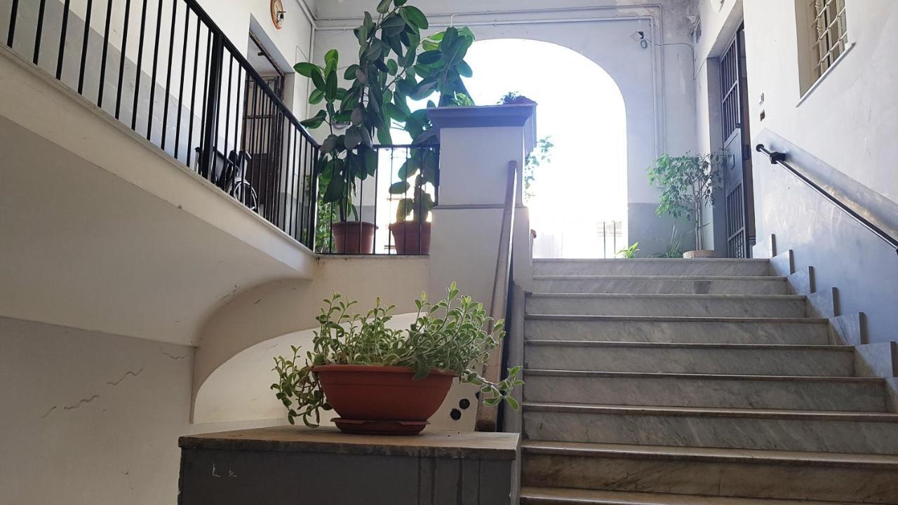 Metro Duomo B&B 那不勒斯 外观 照片